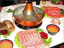   деликатес старинной кухни пекина можно отведать в ресторане дунлайшунь